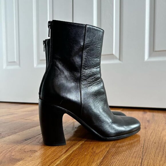 Gothy McGothinson! I ❣ well-made black clothing. - Picture 9 of 15